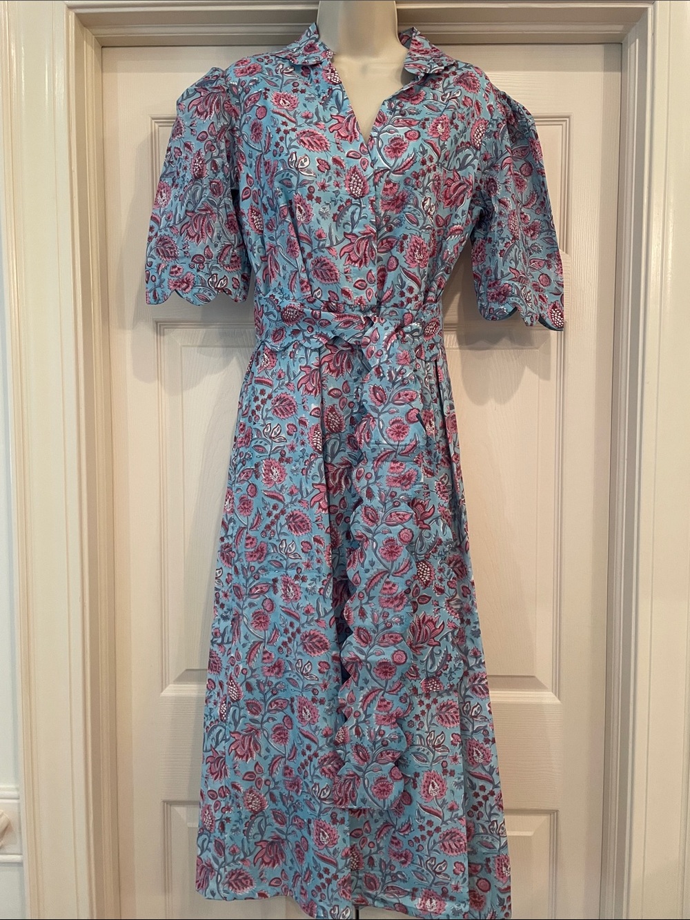 Heart of Grace NEW blue floral Grace maxi dress with scalloped trim sz L